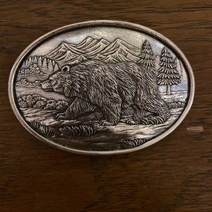 bear belt buckle